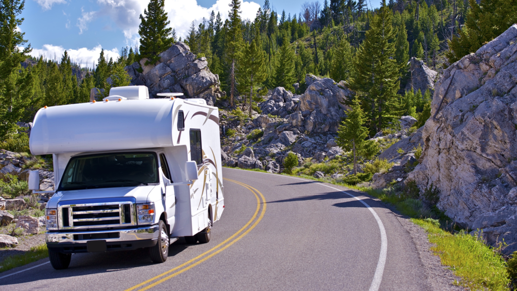 How much does it cost to live in an RV?