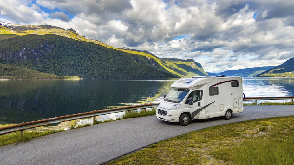 travel trailer vs rv
