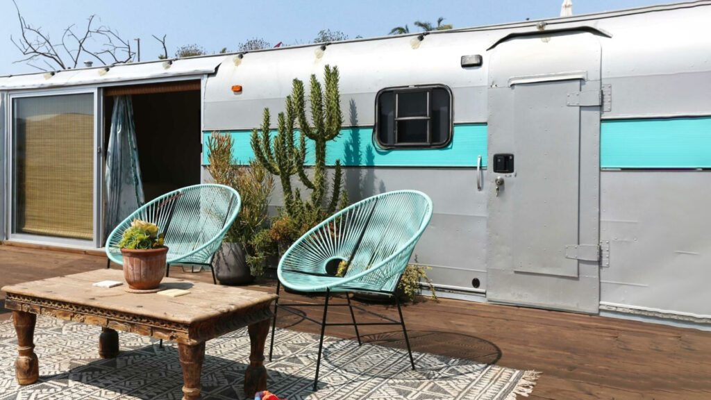 camper deck ideas