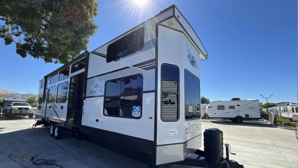 what is a destination travel trailer