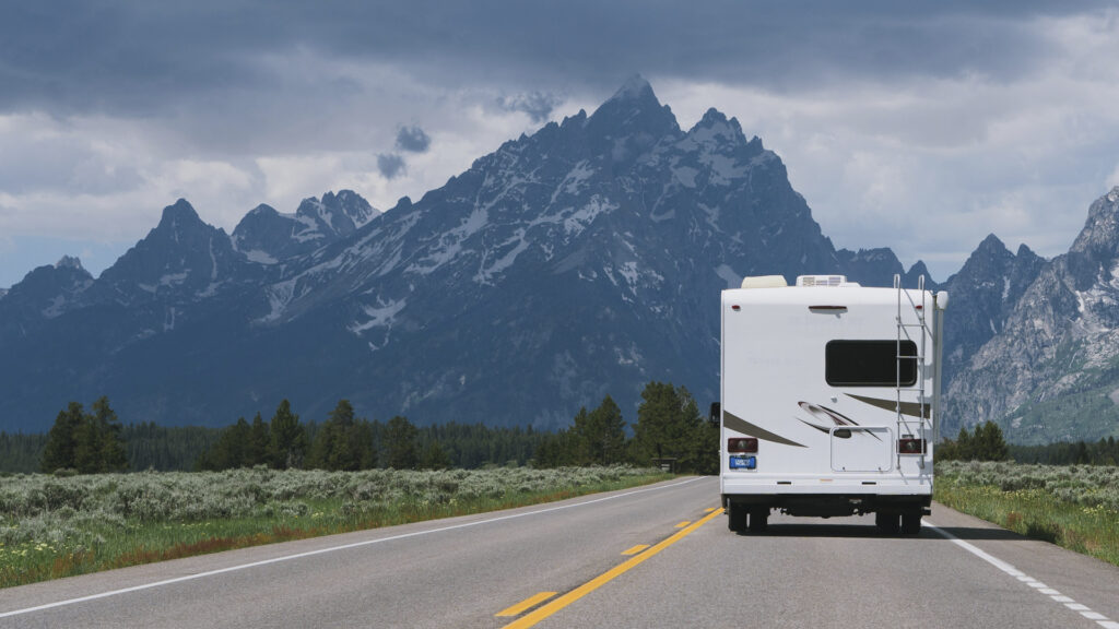 how many gallons does an rv hold