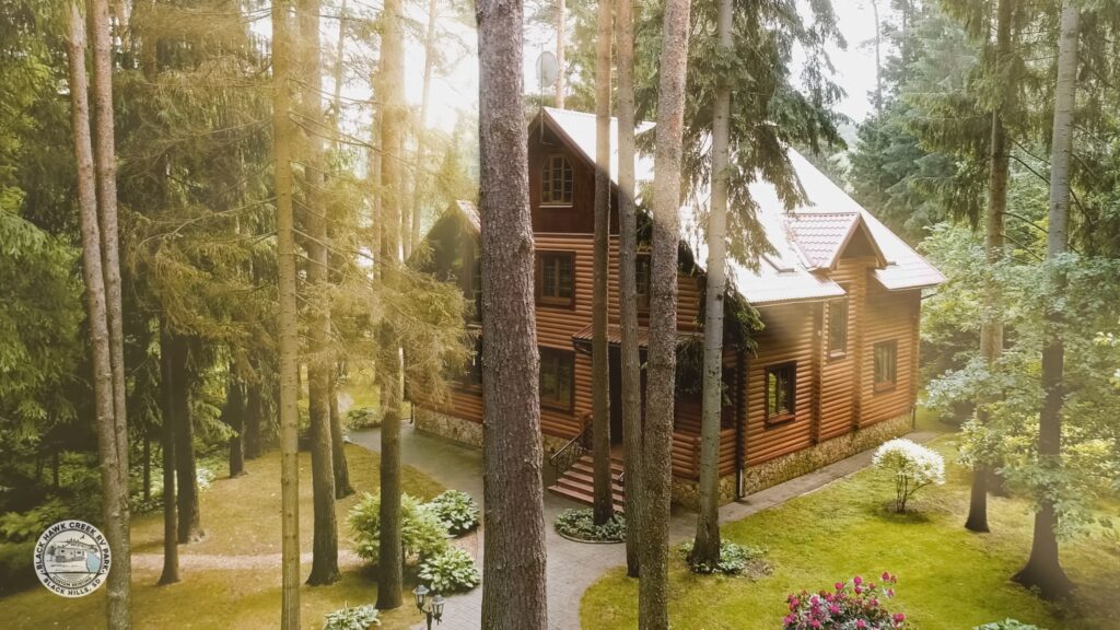 Cabins for rent in the Black Hills 