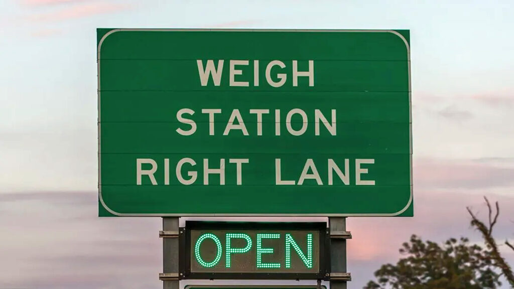 do motorhomes have to stop at weigh stations
