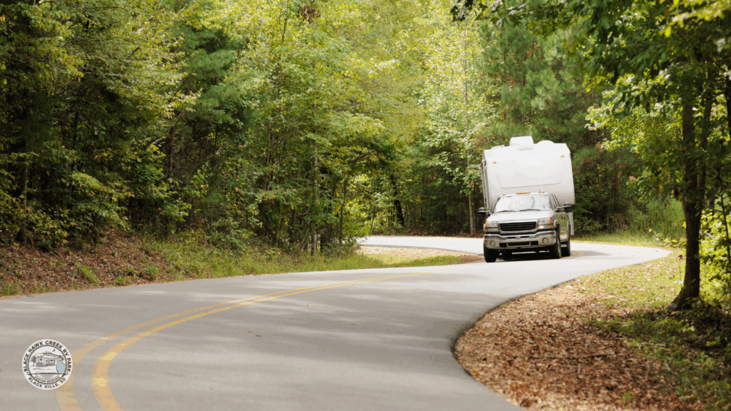 how wide are 5th wheel campers